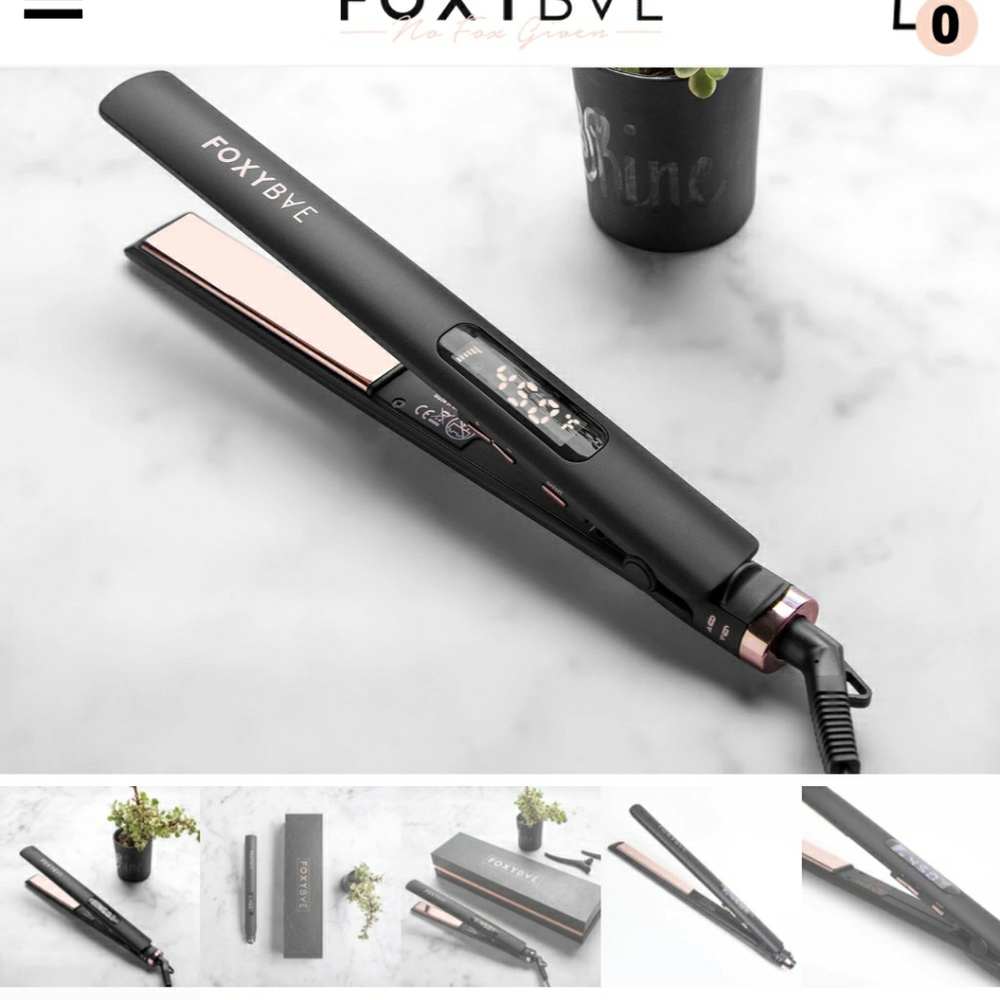 Foxybae straightener.